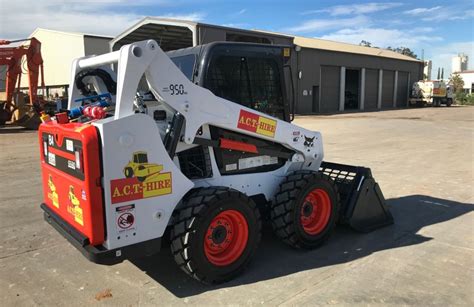 wheeled skid steer